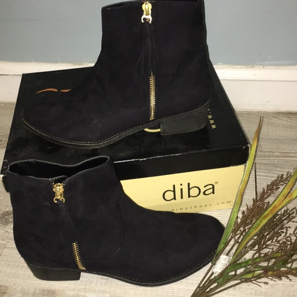 black ankle boots with zip